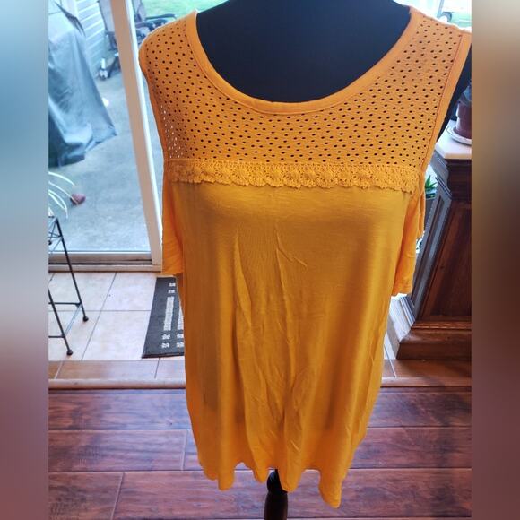Lane Bryant's 18/20 yellow cold shoulder blouse - Picture 1 of 6